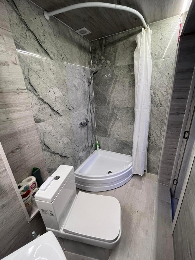 Gray Hotel Кишинів Екстер'єр фото