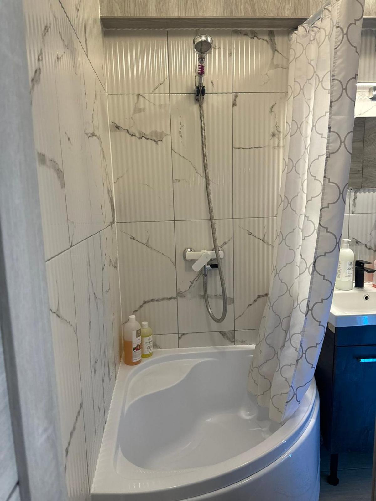 Gray Hotel Кишинів Екстер'єр фото